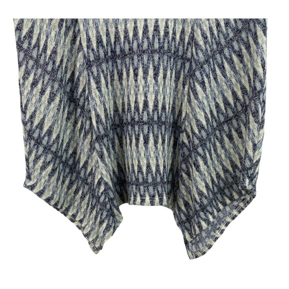 AGB Womens SIze Large Green Tan Black Geometric Print Cold Shoulder Knit Shirt - Picture 4 of 7